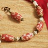 Schmuck-Set aus Knochen- und Glasperlen