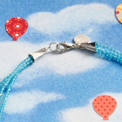 3-reihige Halskette Montgolfière, Detailansicht vom Karabiner-Verschluß 3-reihige Halskette Montgolfière, Detailansicht vom Karabiner-Verschluß