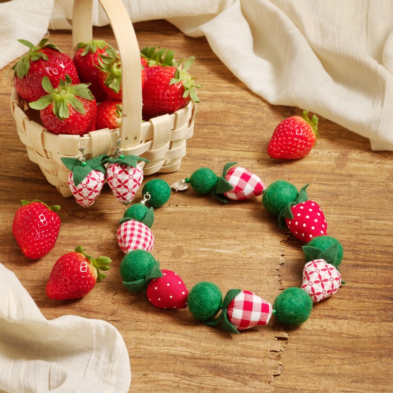 Schmuck-Set Mieze Schindler, Gesamtansicht
