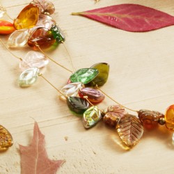 Schmuck-Set Herbstlaubrauschen, Detailansicht der Kette links Schmuck-Set Herbstlaubrauschen, Detailansicht der Kette links
