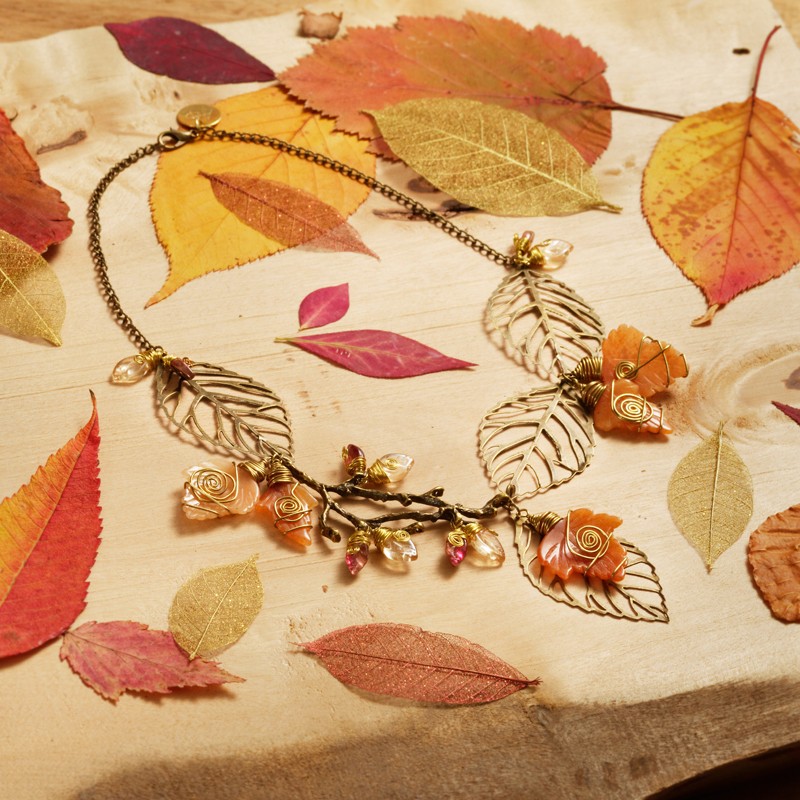 Halskette Leaves, Gesamtansicht