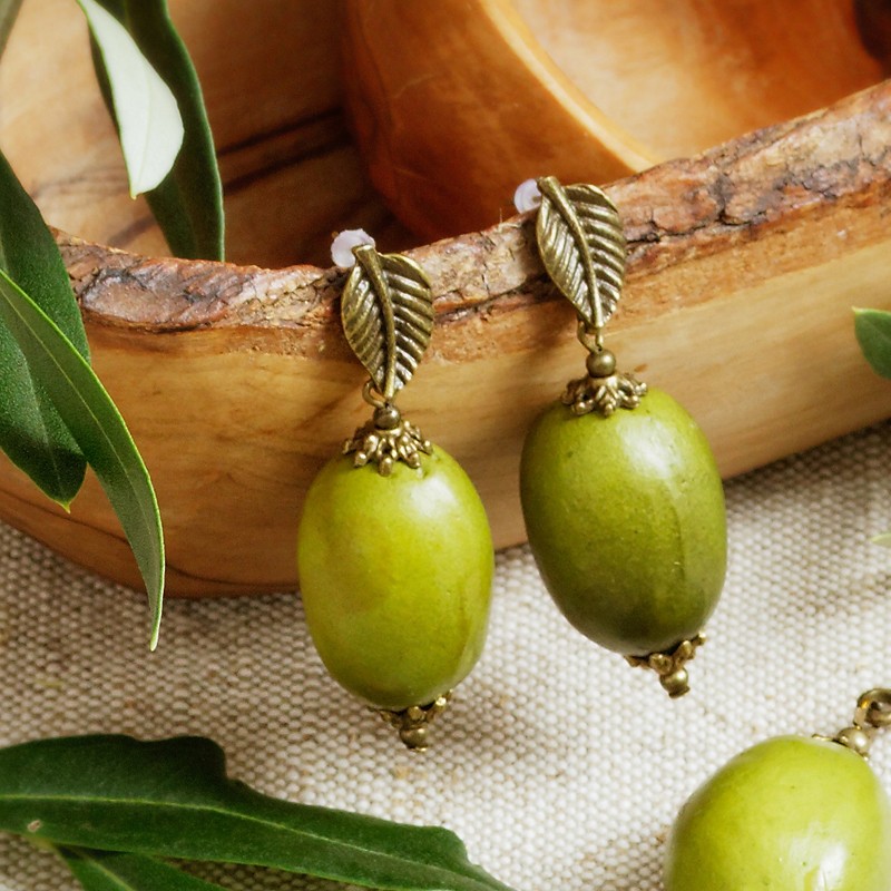 Schmuck-Set Olea, Nahaufnahme der Ohrringe Schmuck-Set Olea, Nahaufnahme der Ohrringe