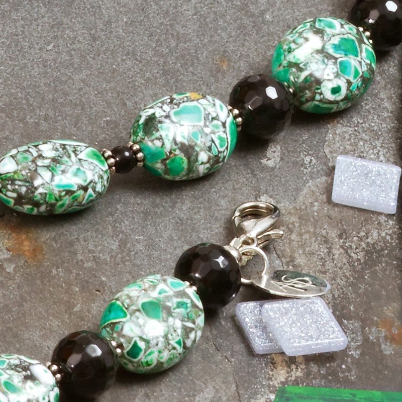 Schmuck-Set Mosaik, Detailansicht Vorderteil Kette und Armband-Verschluß Schmuck-Set Mosaik, Detailansicht Vorderteil Kette und Armband-Verschluß