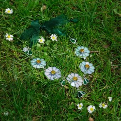 Halskette Daisy, Gesamtansicht Halskette Daisy, Gesamtansicht