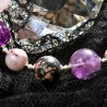 Armband Magie, Detailansicht der Amethyst-, Botswana-Achat- und Rhodonitperlen