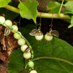 Schmuck-Set Angkor, Detailansicht der Ohrringe Schmuck-Set Angkor, Detailansicht der Ohrringe