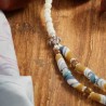Halskette Ivie, Detailansicht der Kette links (Übergang ein- in zweireihig)