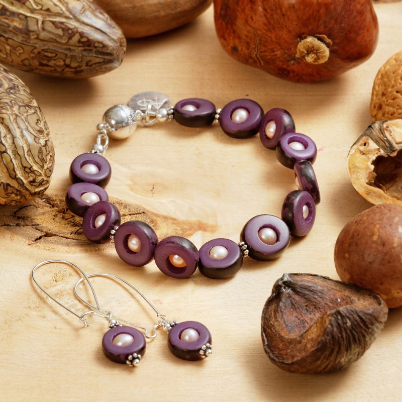 Schmuck-Set Buzusi, Gesamtansicht von Armband und Ohrringen