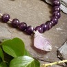 Schmuck-Set Umschlungen, Nahaufnahme des Kettenanhängers