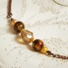 Schmuck-Set Cognac und Champagner, Nahaufnahme der Glas- und Kristallperlen
