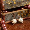 Schmuck-Set Sparkling, Nahaufnahme der Ohrringe aus Keramikperlen