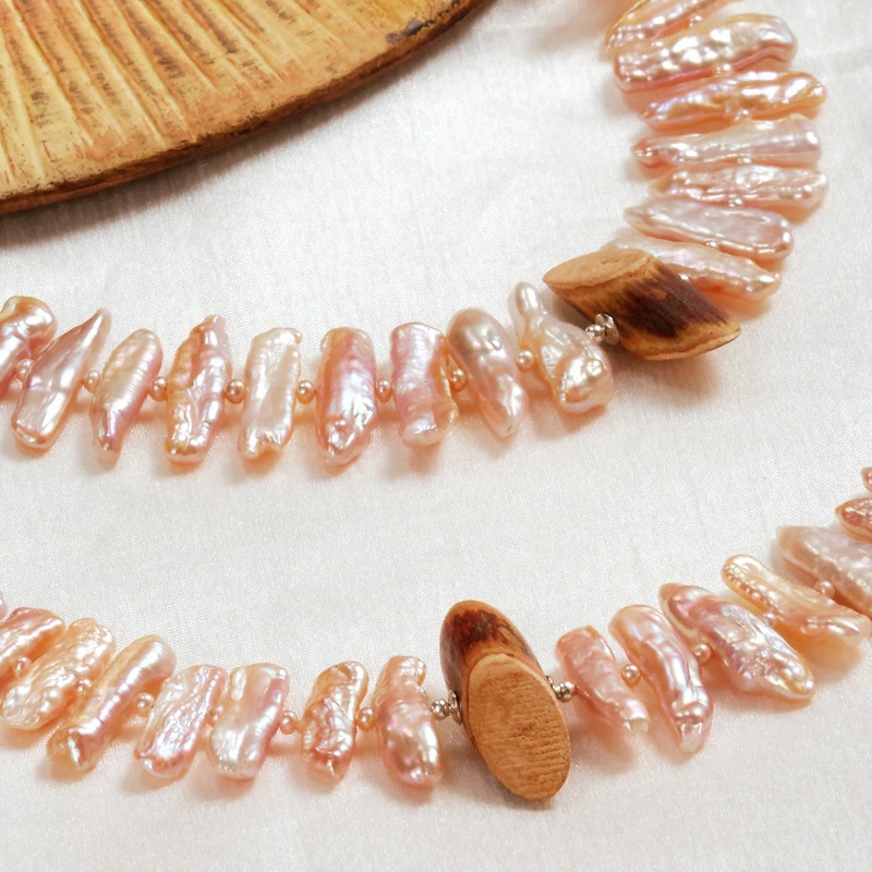 Schmuck-Set Harmonie, Detailansicht der Banghaw-Ästchen im Vorteil von Halskette und Armband