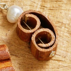 Ohrringe Perlen & Zimt, Nahaufnahme vom rechten Anhänger