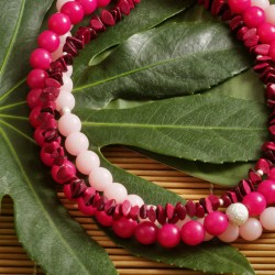 Halskette Buri aus den Samen der Buripalme, Detailansicht links