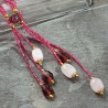 Longkette Karfunkel, Detailansicht der Anhänger mit Rosenquarz und Kristall