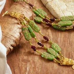 Schmuck-Set CleoPetra, Detailansicht von Armband und Halskette